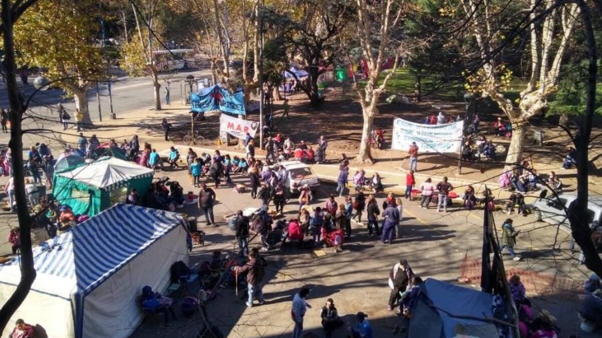 Protesta de trabajadores en la Municipalidad de Mar del Plata