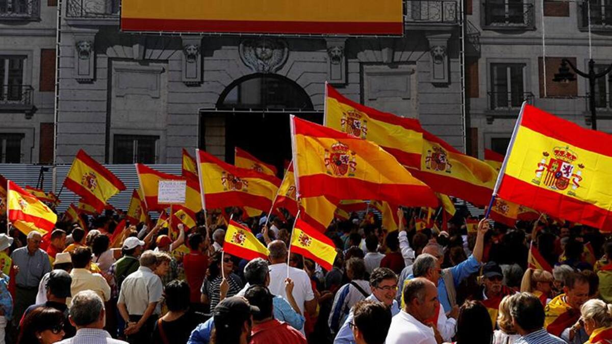 Protesta en Madrid contra referéndum catalán