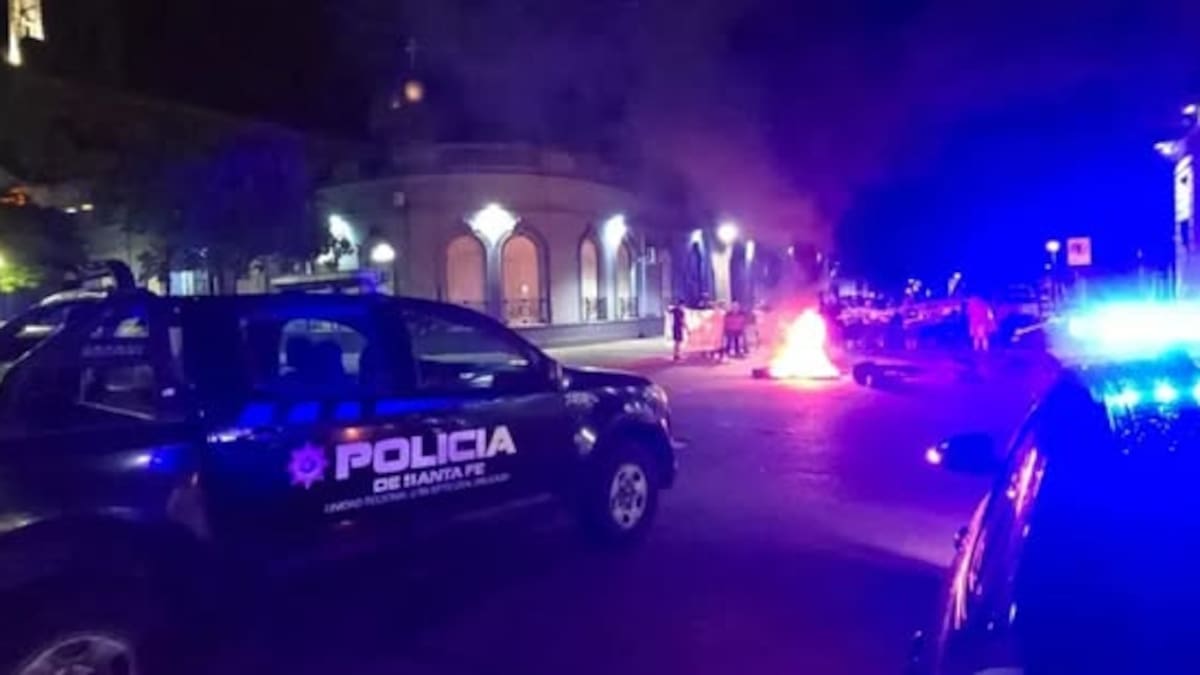 Protesta entre policías en Santa Fe