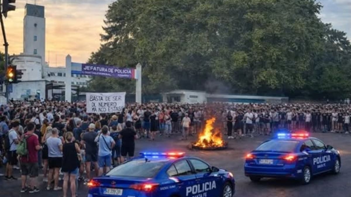 Protesta entre policías en Santa Fe
