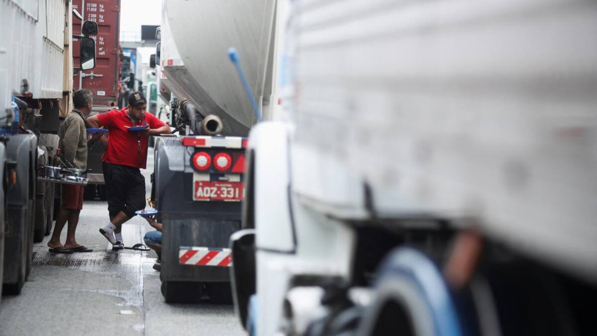 Protestas y cortes en Brasil. Foto: REUTERS