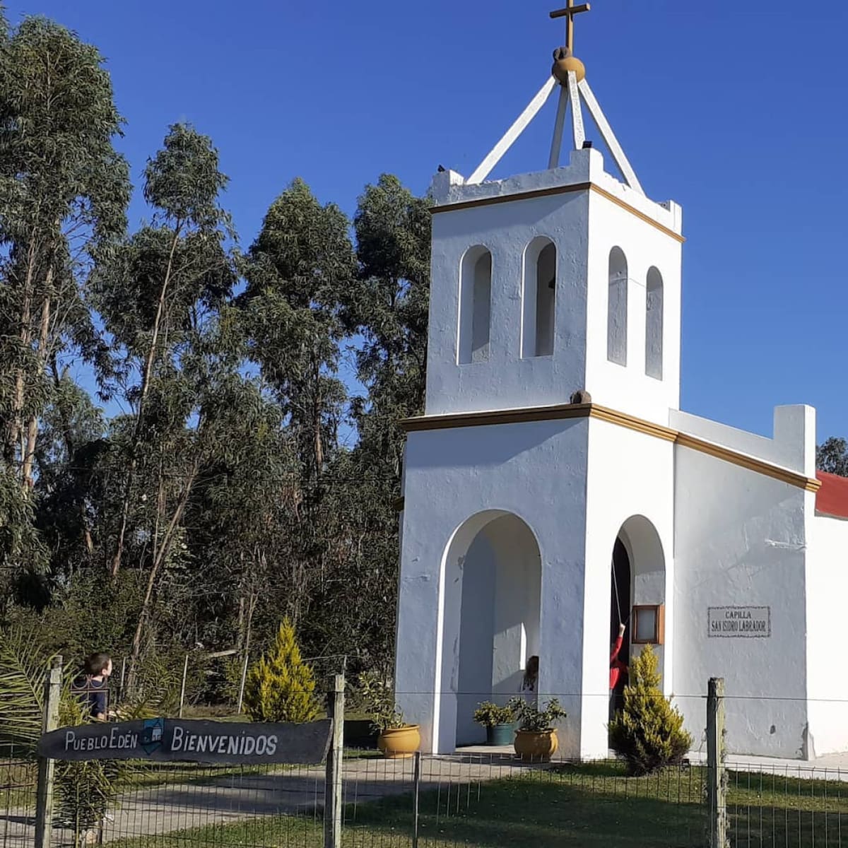 Pueblo Edén, Maldonado, Uruguay. Foto Instagram @omarnakle