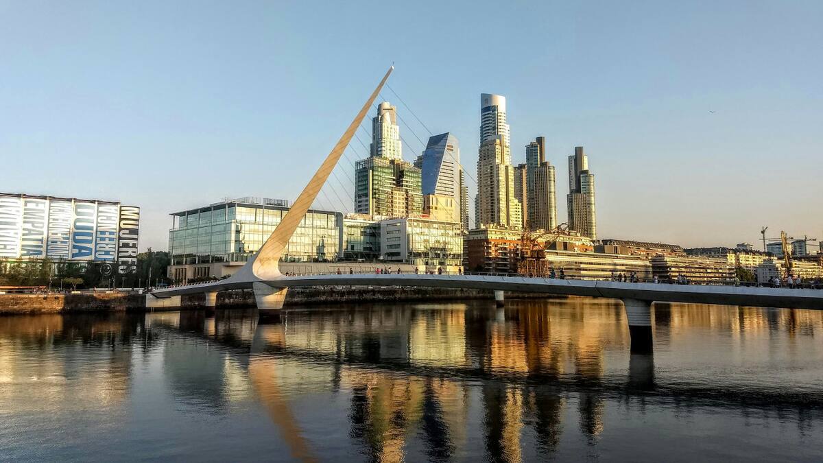 El Puente de la Mujer se vestirá de romance de la mano de Bruno Mars: día, hora y qué actividades habrá con entrada libre y gratuita