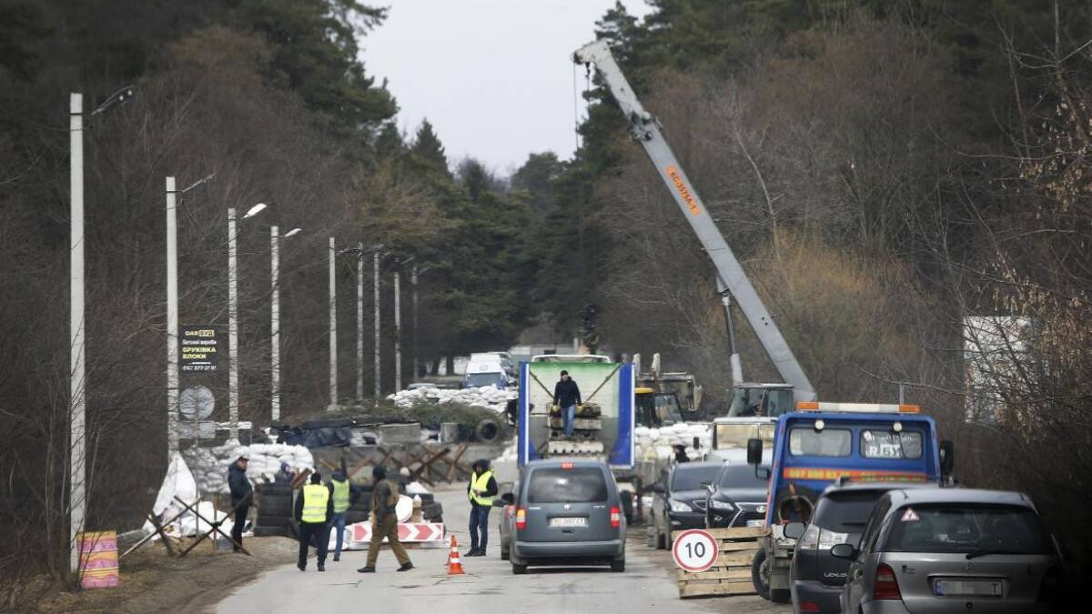 Puestos de control en carreteras de Leóplis, EFE