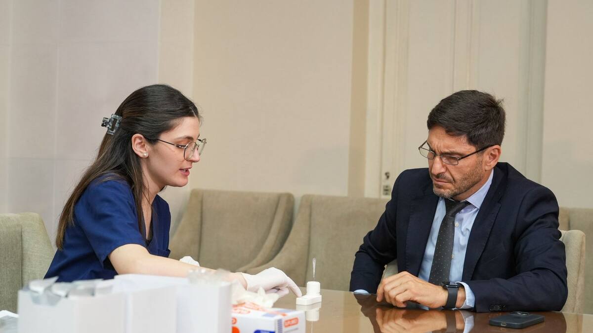 Pullaro presentó los narcotest en las fuerzas de seguridad de Santa Fe.