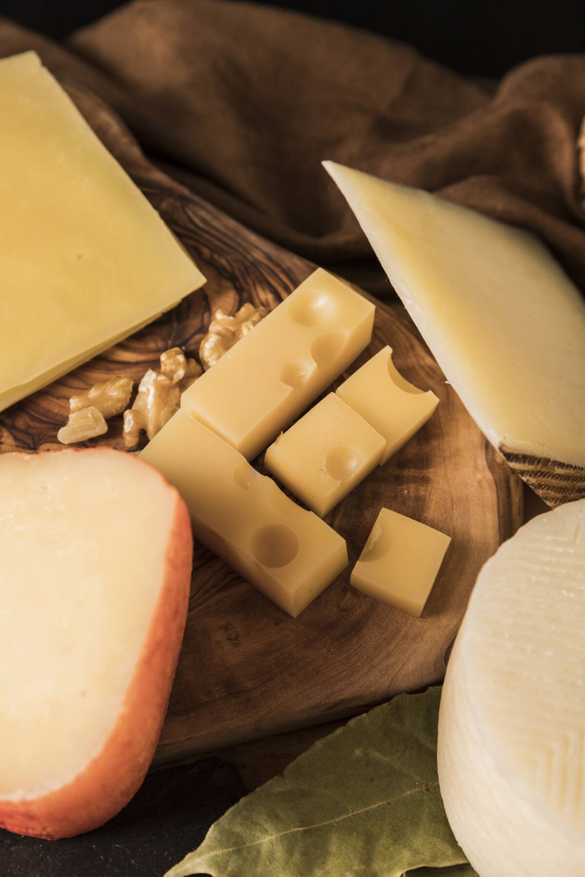 Quesos, queso, roquefort. Foto: Freepik.
