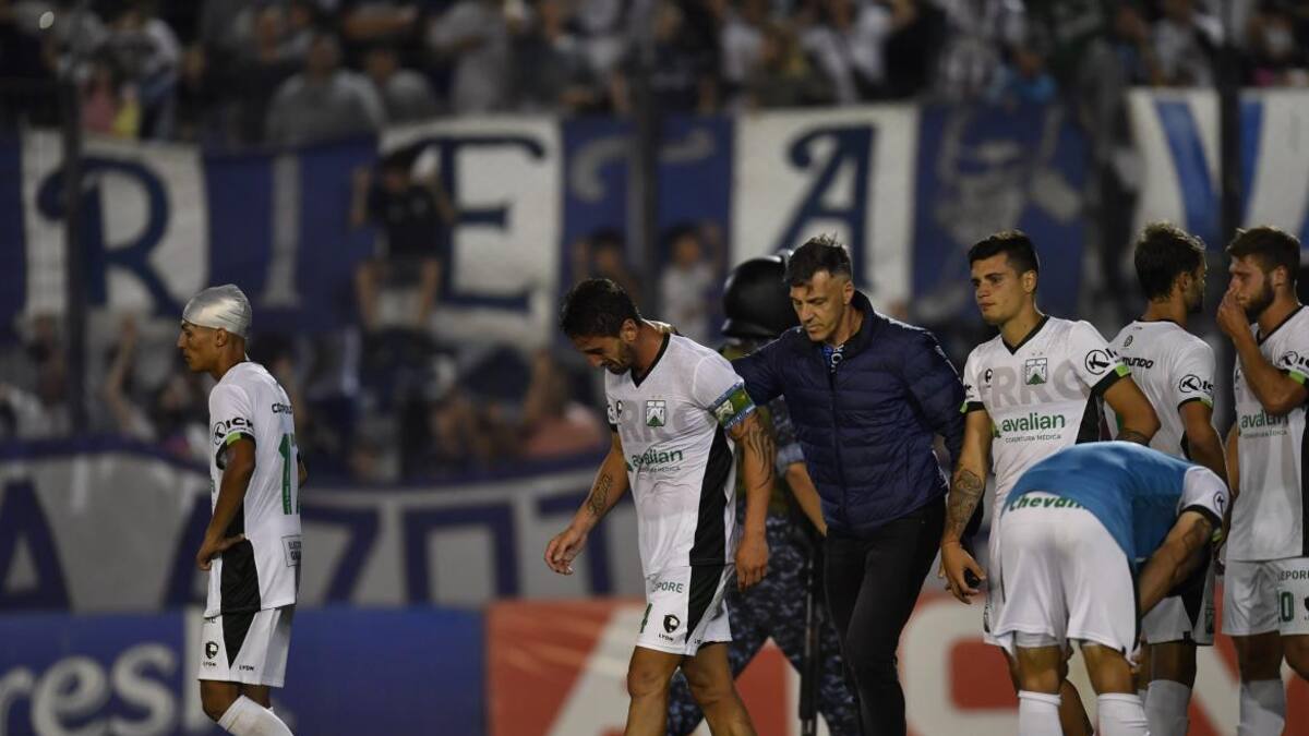 Quilmes vs Ferro, fútbol de ascenso
