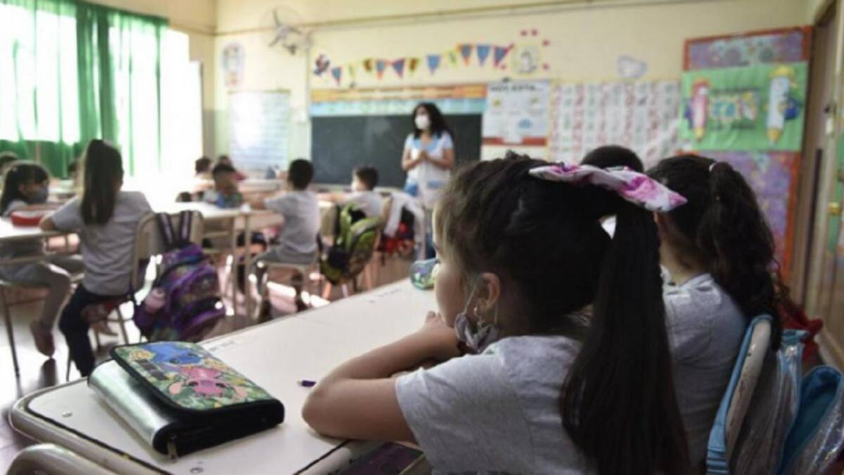 Quinta hora de clases. Foto: NA.