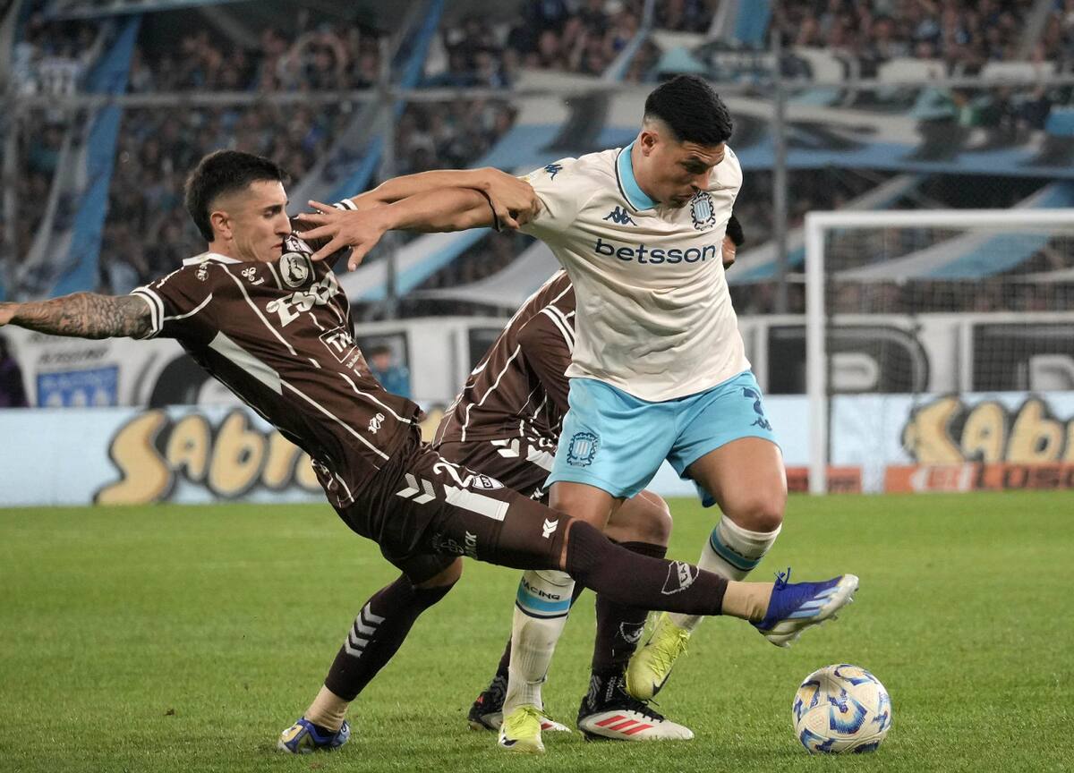 Racing vs Platense, Torneo Apertura. Foto: NA / Claudio Fanchi