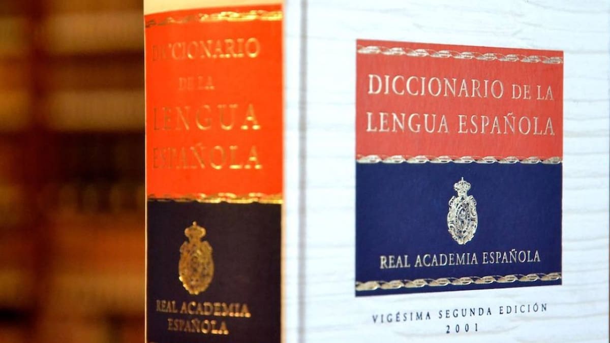“Antes que nada” o “antes que todo”: cuál es la forma correcta de escribirlo, según la RAE