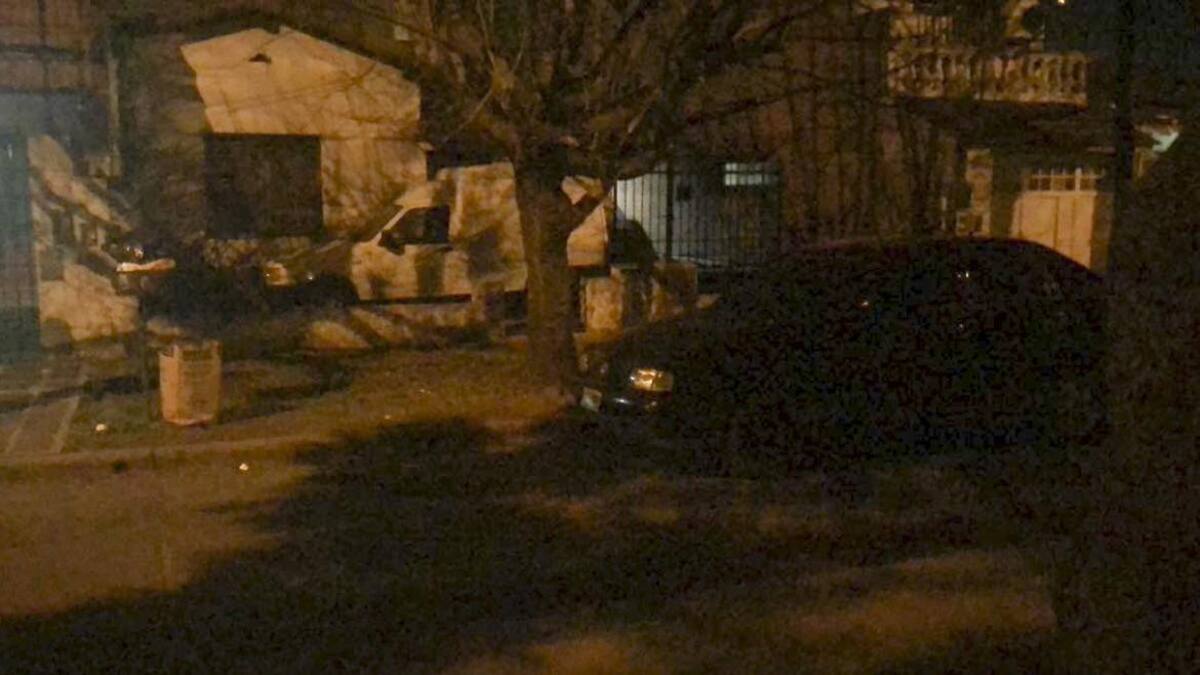 Ramos Mejía - Encontraron el auto de Pity Álvarez abandonado - NA -