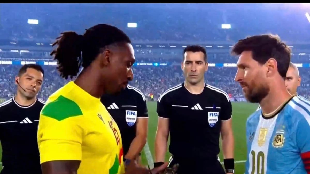 El particular regalo de Benín a Messi: qué representa la escultura de las Amazonas de Dahomey para el país africano