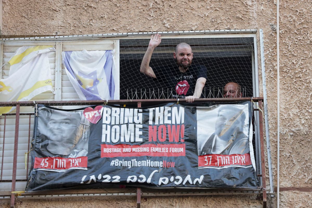 Regreso a su casa de Israel de Eitan Horn, uno de los argentinos liberados por Hamas.
