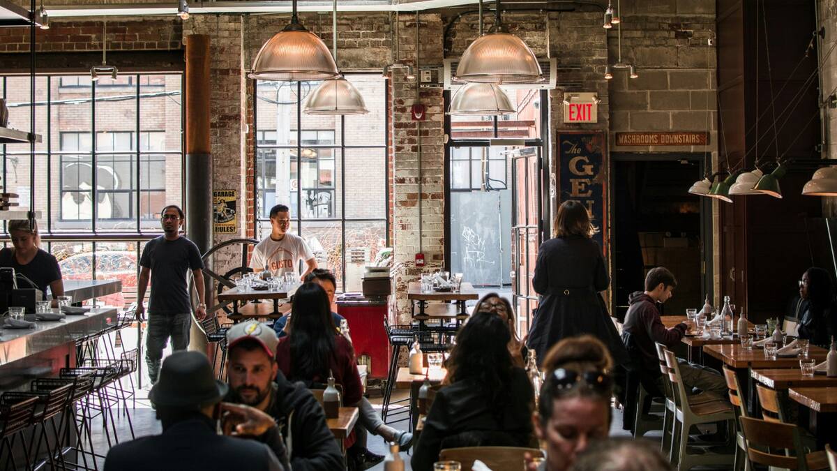Restaurante, cafetería, bar. Foto Unsplash