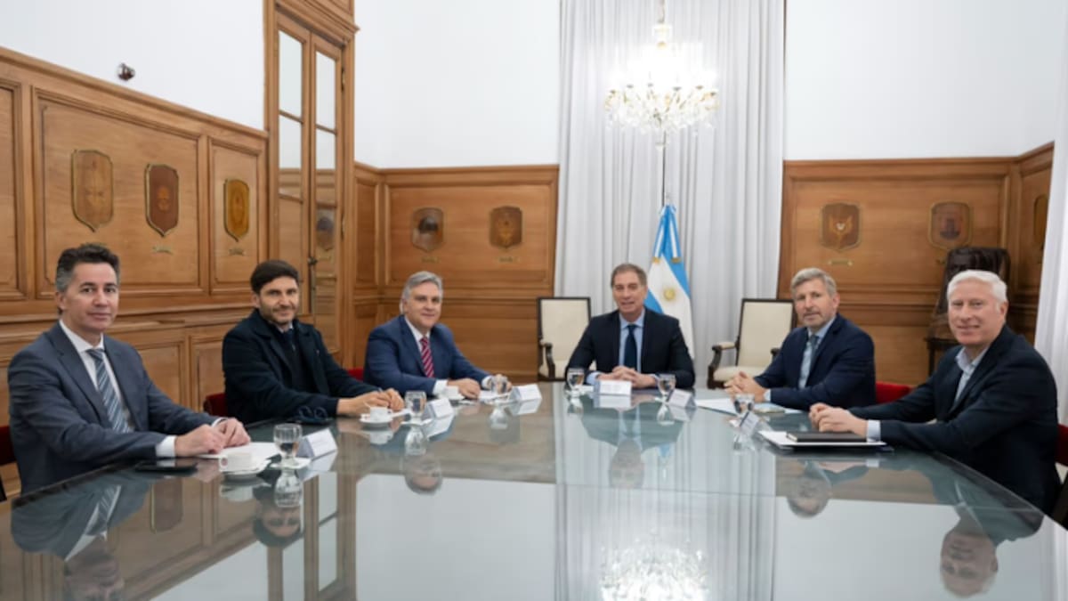 La reunión de Diego Santilli con los gobernadores de Entre Ríos, Santa Fe y Córdoba: de los apoyos en el Congreso a la negociación por temas energéticos