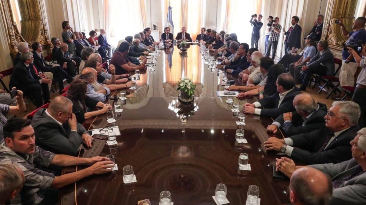 Reunión multisectorial encabezada por el presidente Alberto Fernández