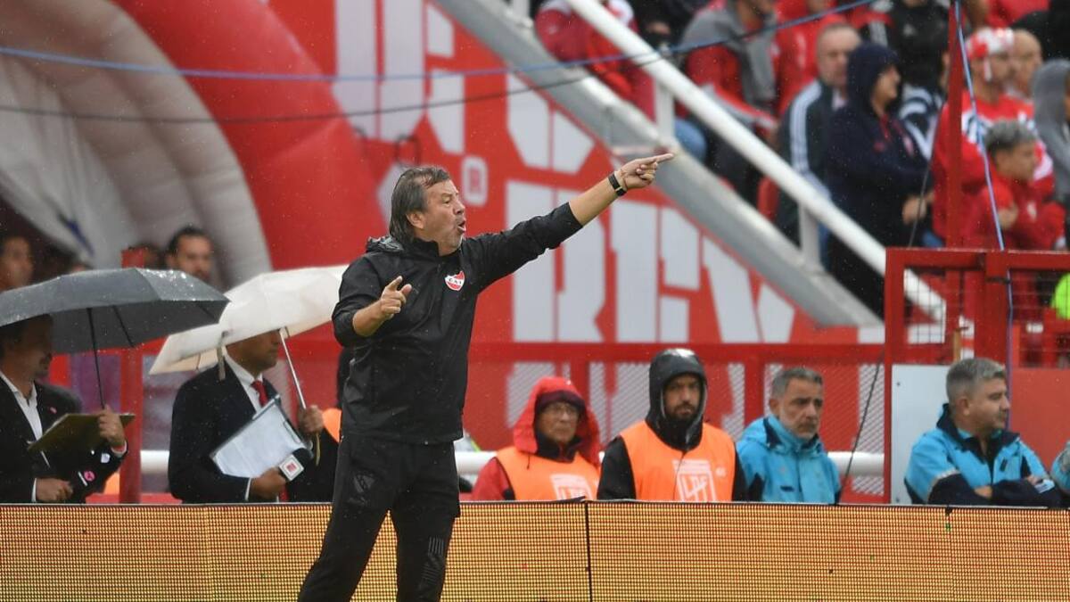 Ricardo Zielinski; Independiente vs. Racing Club. Foto: Télam.