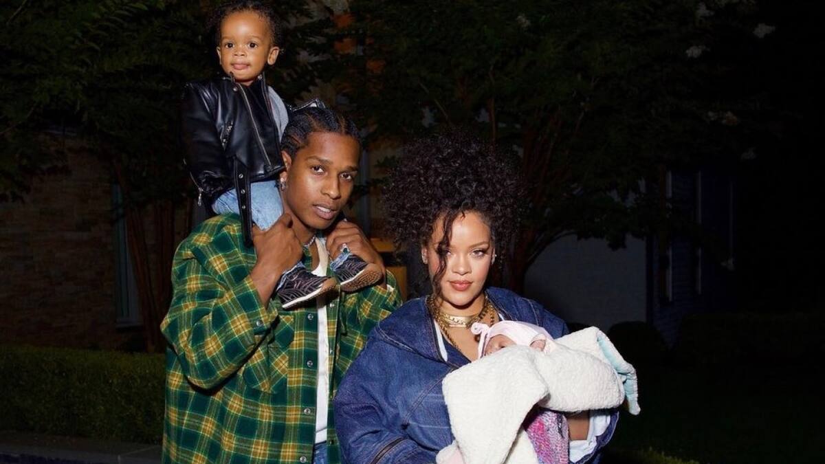 Rihanna y A$AP Rocky presentaron a su hija. Foto: Instagram @voguemagazine.