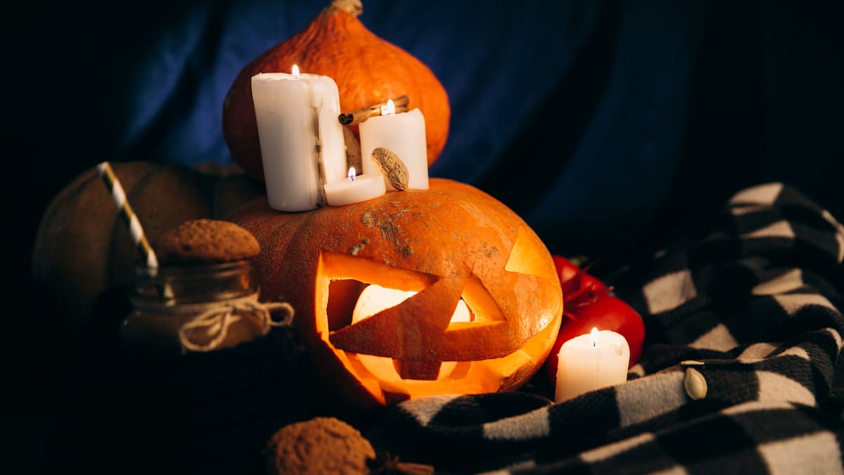 Rituales para Halloween 2025: cómo atraer abundancia y prosperidad según tu signo del zodiaco