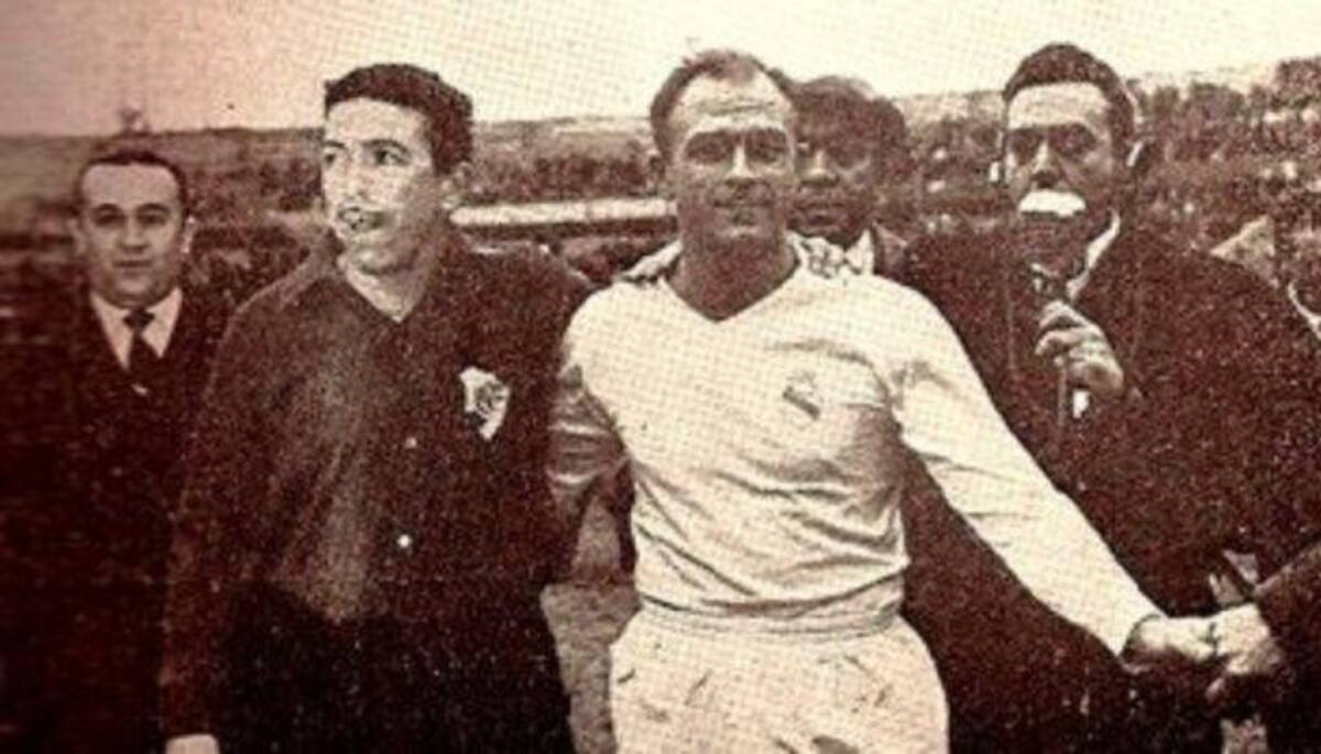 River ante el Real Madrid en el Santiago Bernabéu