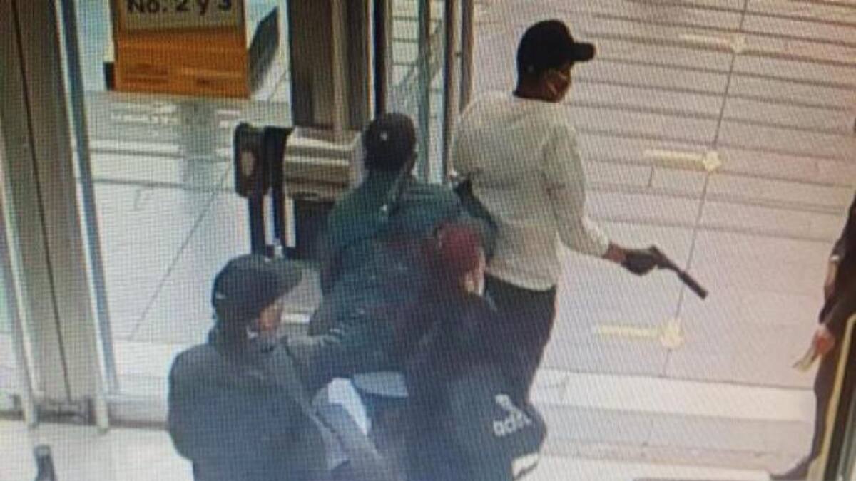 Robo en shopping de Morón, grupo comando