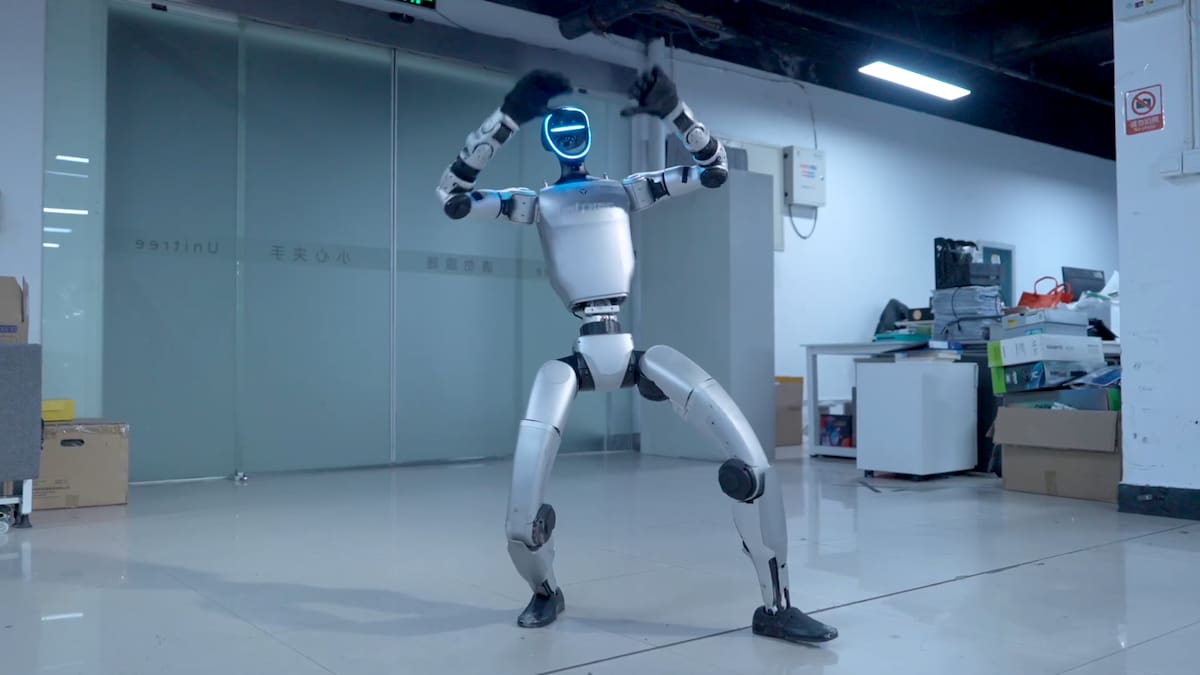 Robot humanoide que atiende una ferretería.