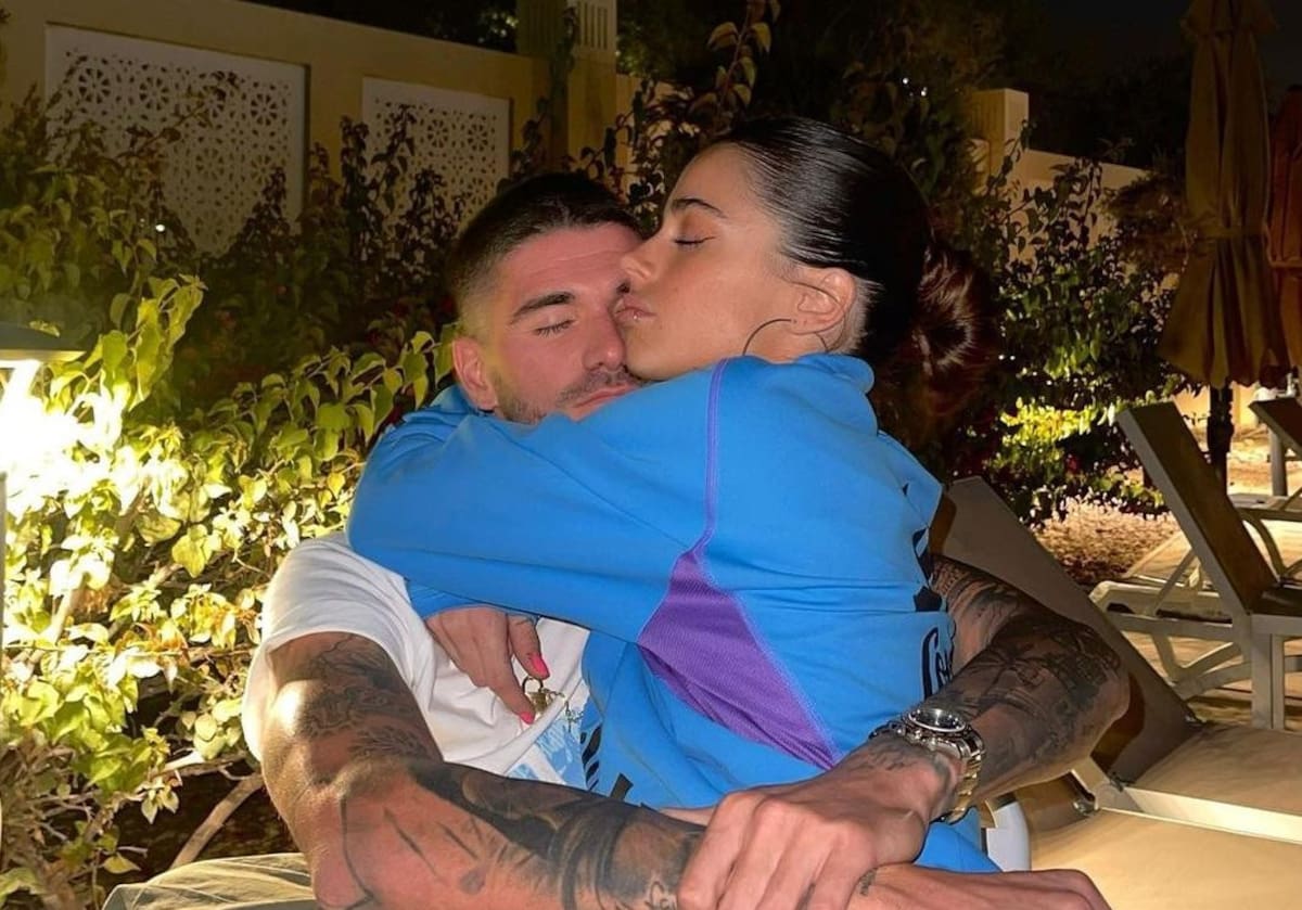 Rodrigo de Paul y Tini Stoessel. Foto: Instagram @rodridepaul.