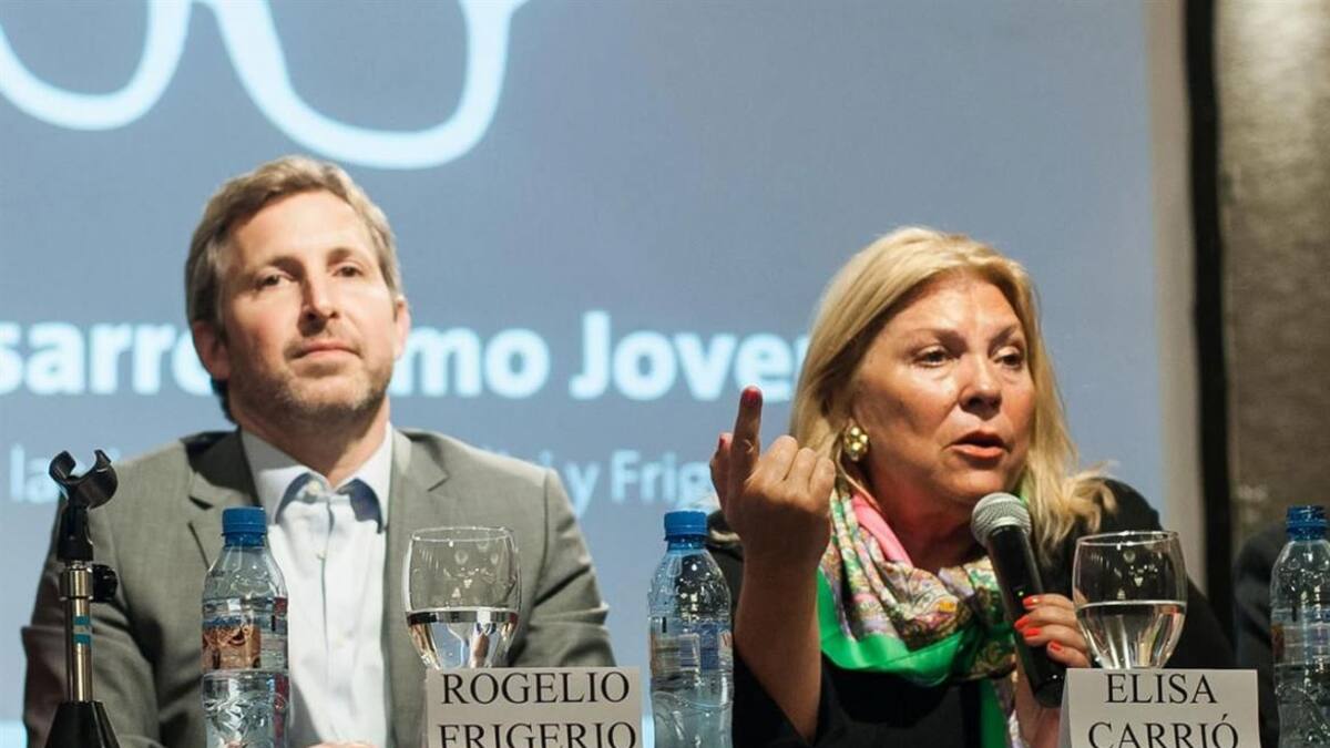 Rogelio Frigerio y Elisa Carrió