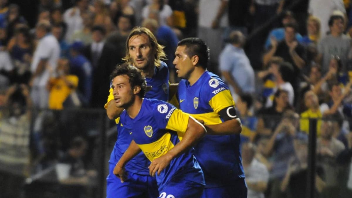 Rolando Schiavi y Juan Roman Riquelme, Boca Juniors, NA.