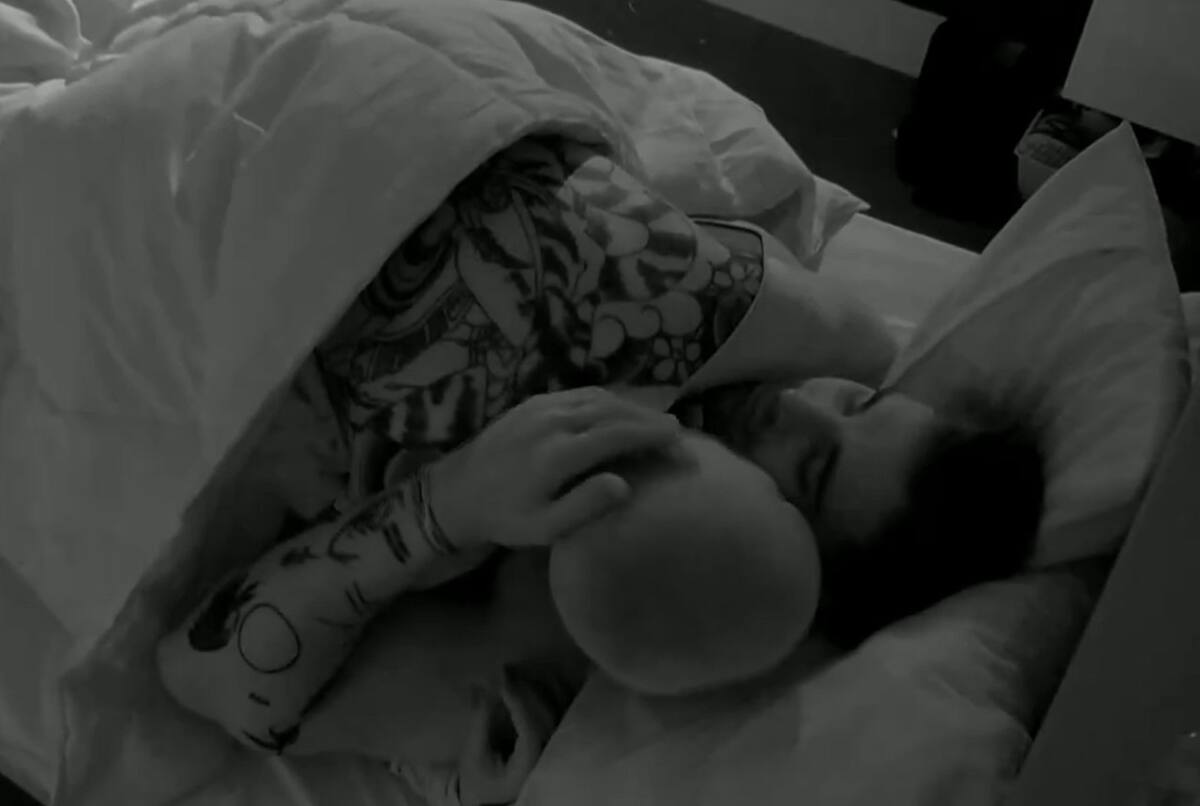 Romántica reconciliación entre Mauro y Furia. Foto: captura Telefe.