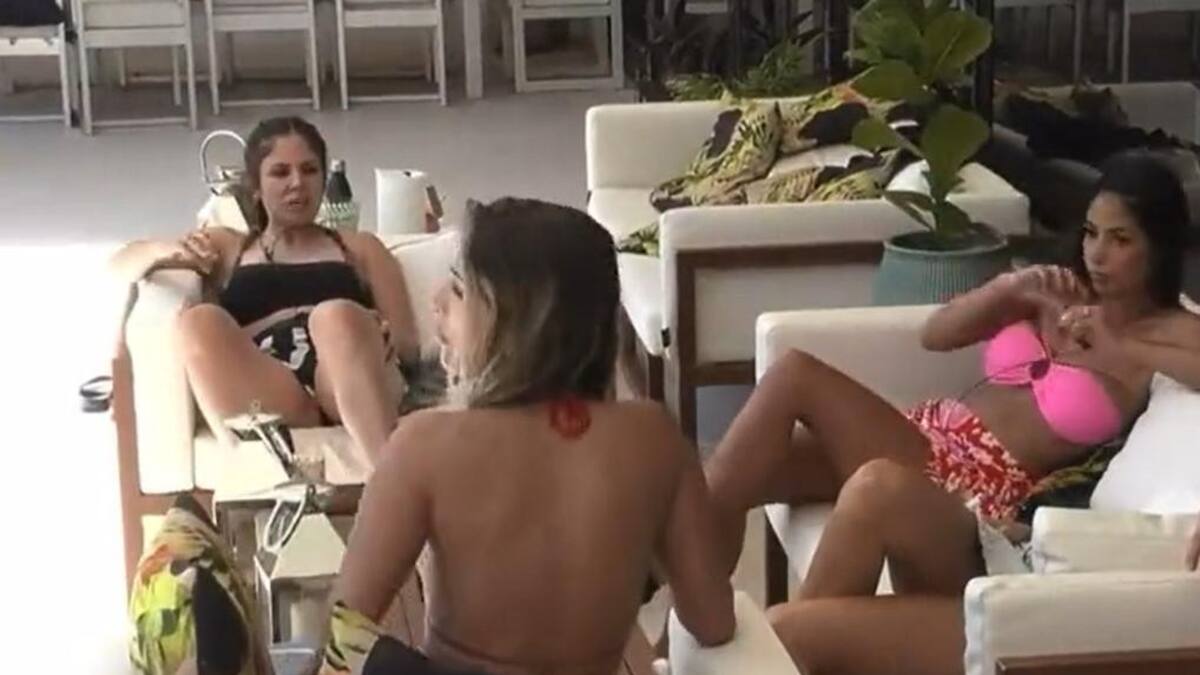 Romina criticó el cuerpo de Julieta. Foto: captura.