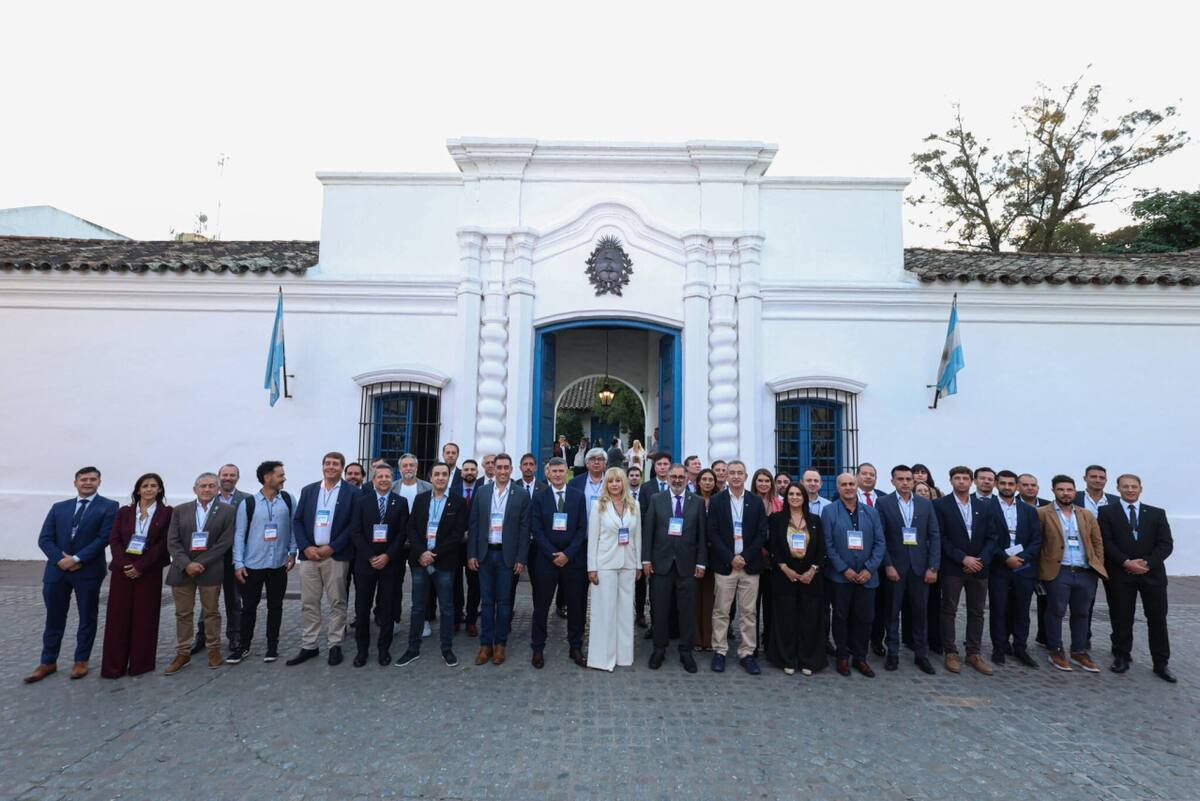 Rossana Chahla en el primer encuentro del Consejo Federal de Intendentes (COFEIN).