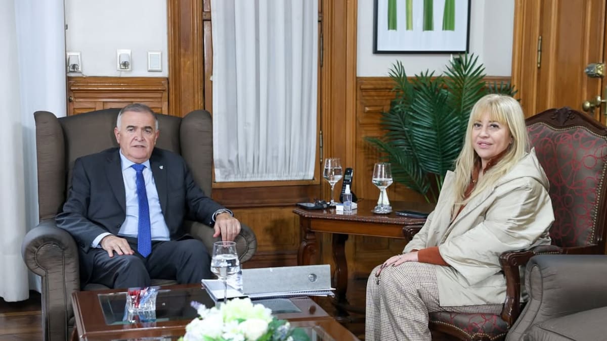 Una encuesta ubicó a Osvaldo Jaldo en el podio de gobernadores y a Rossana Chahla entre los cinco mejores intendentes del país