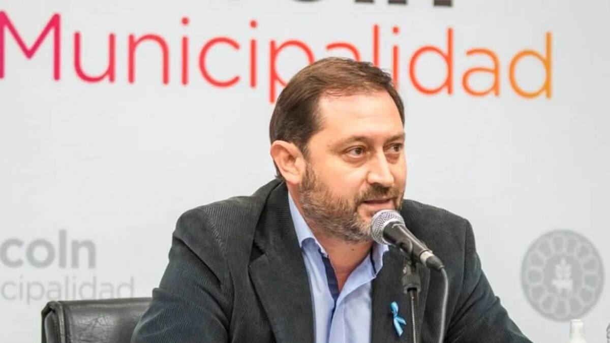 Salvador Serenal, intendente de Lincoln