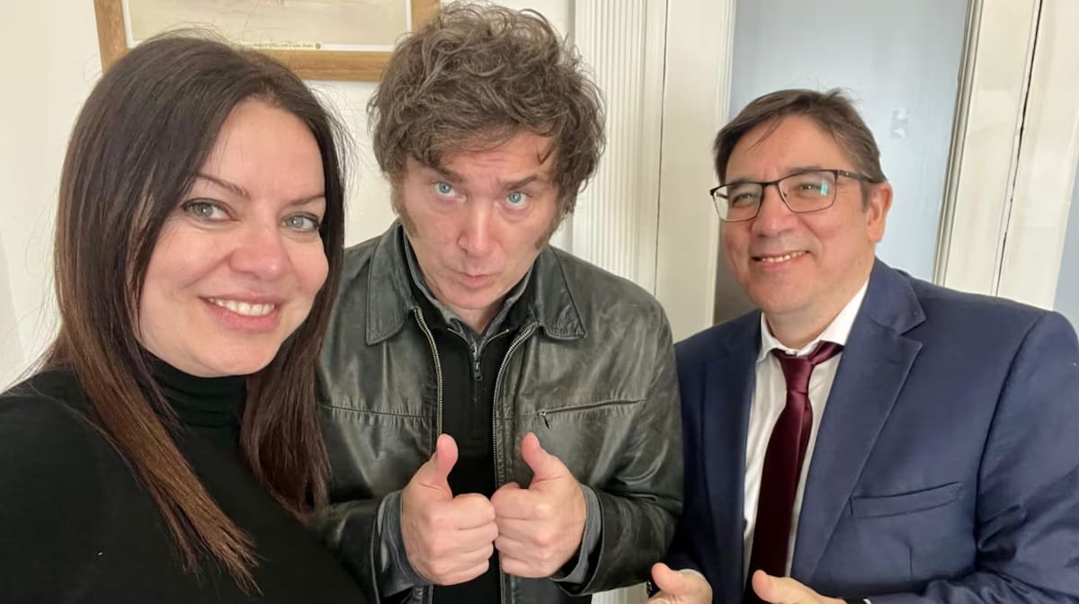Sandra Pettovello, Javier Milei y Alejandro Álvarez