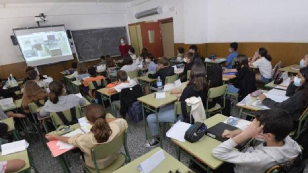 Santa Fe busca eliminar la posibilidad de repetir el año en la escuela secundaria