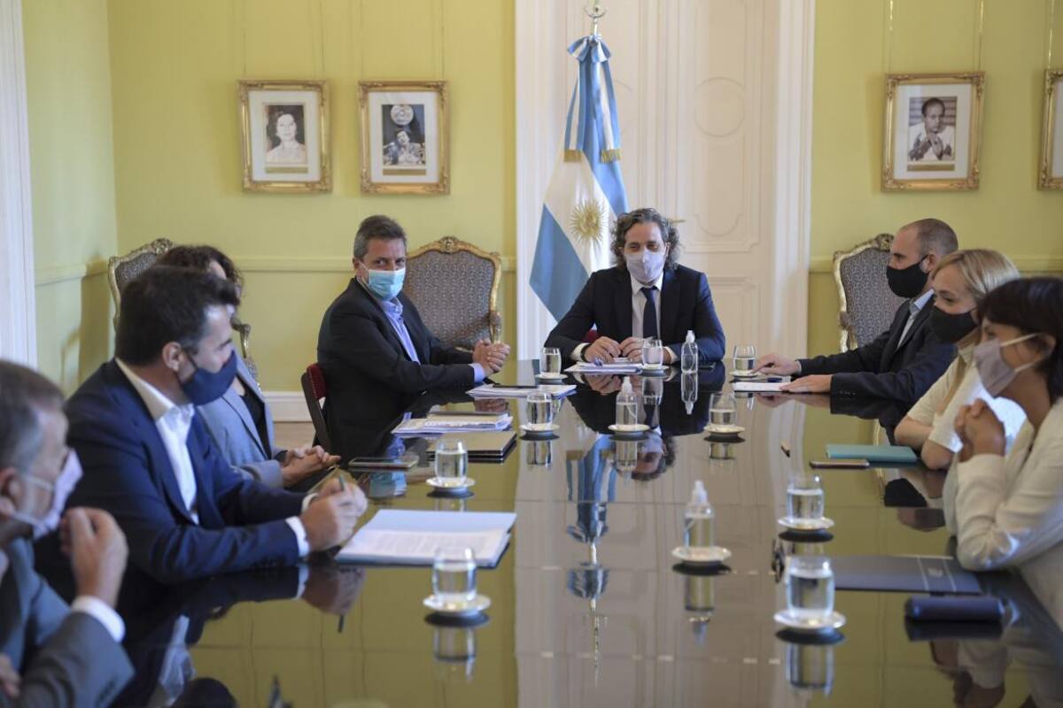 Santiago Cafiero, Sergio Massa, Martín Guzmán, NA