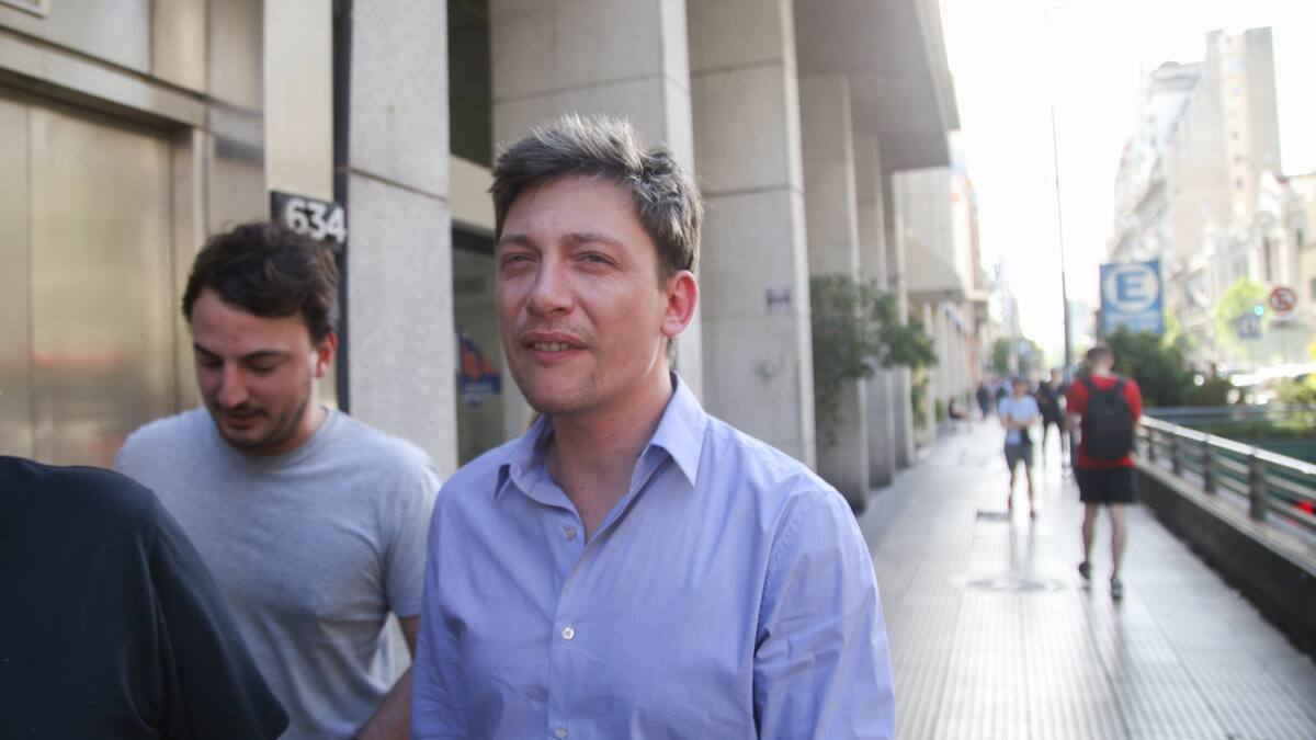 Sobreseyeron a Santiago Caputo en la causa por amenazas iniciada por Facundo Manes