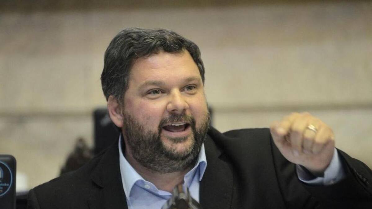 Santiago Igon, diputado del Frente de Todos, Twitter