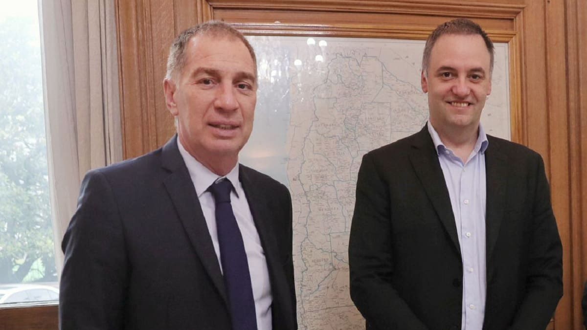 Javier Milei anunció que Diego Santilli reemplazará a Manuel Adorni como jefe de Gabinete