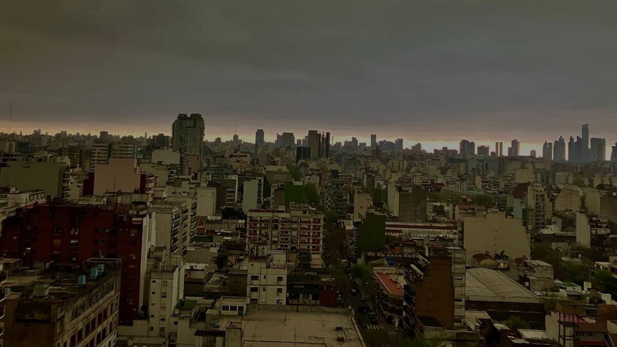 Se hizo de noche en la Ciudad.