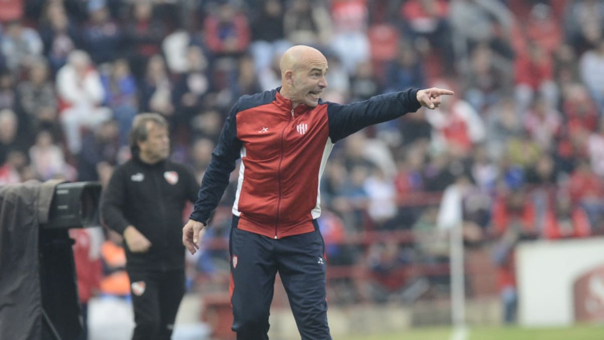 Sebastián Méndez dejó Unión de Santa Fe para dirigir Vélez Sarsfield. Foto: Télam.