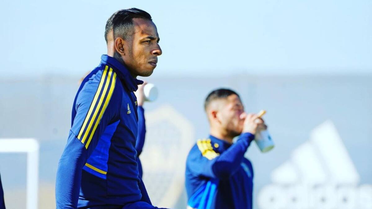 Sebastián Villa se entrena diferenciado en Boca. Foto: Instagram @sebastian14villa.