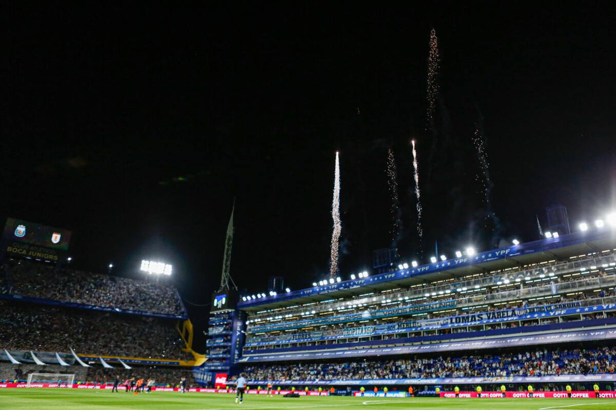 Selección argentina en La Bombonera. Foto: EFE.
