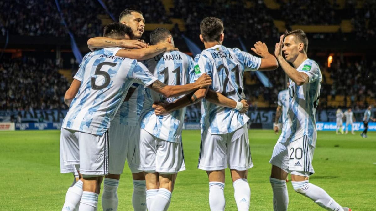 Selección Argentina vs Uruguay, Eliminatorias, Reuters