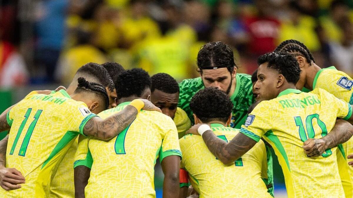 ¿Cómo formará la Selección de Brasil ante Argentina? Foto: Instagram/@vinijr.