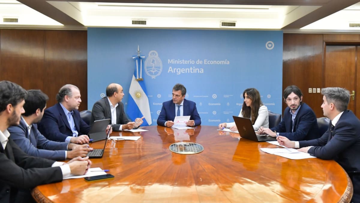 Sergio Massa consiguió un histórico canje de deuda. Foto: Twitter.