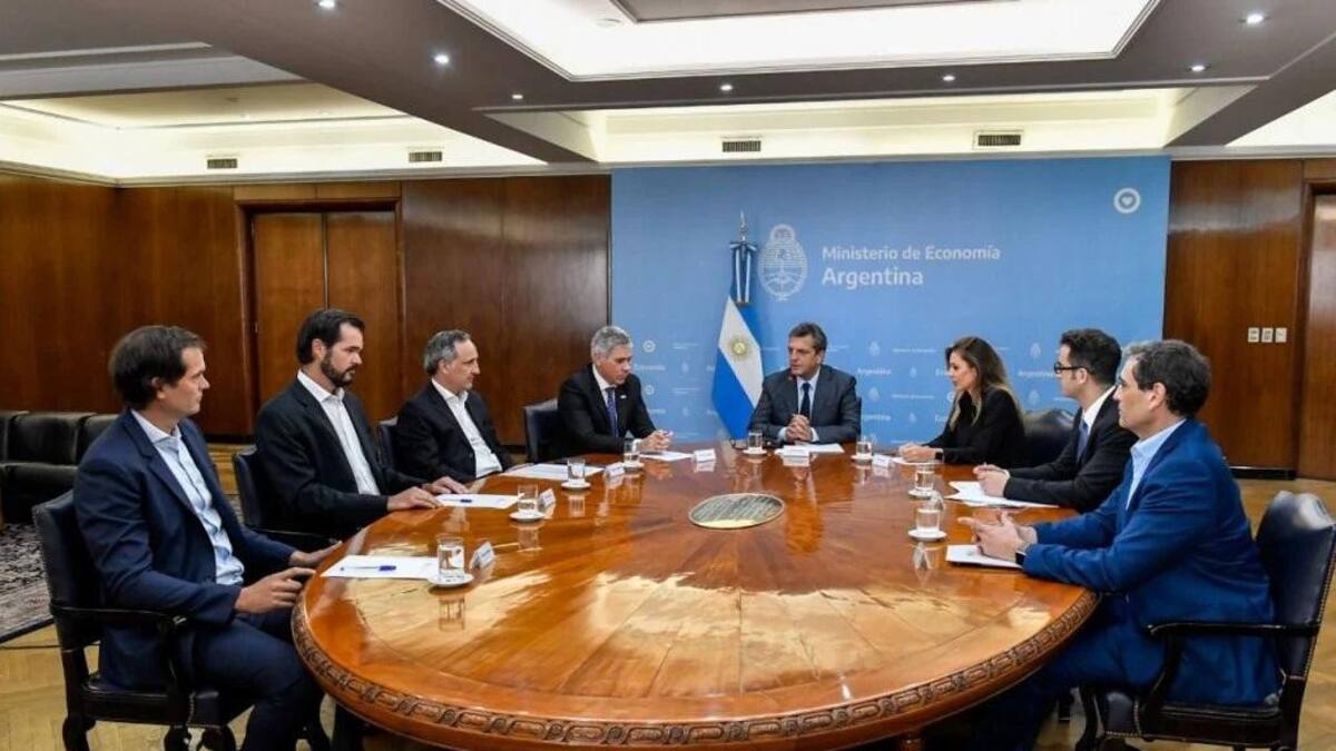 Sergio Massa, Gobierno, reunión con petroleras, NA