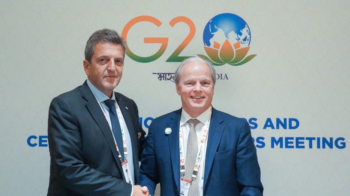 Sergio Massa y Axel van Trotsenburg. Foto: NA.