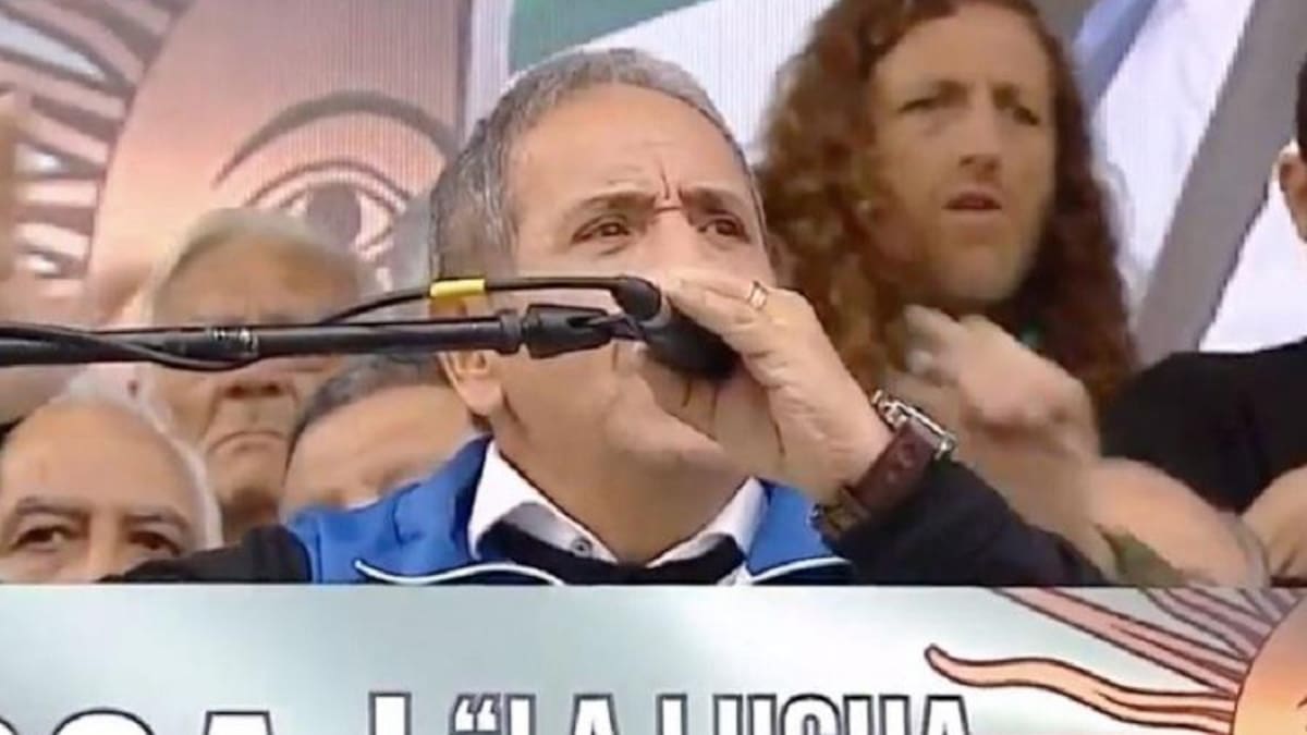 Palazzo: "Entre este Gobierno y el Fondo Monetario Internacional se están afanando un país entero"